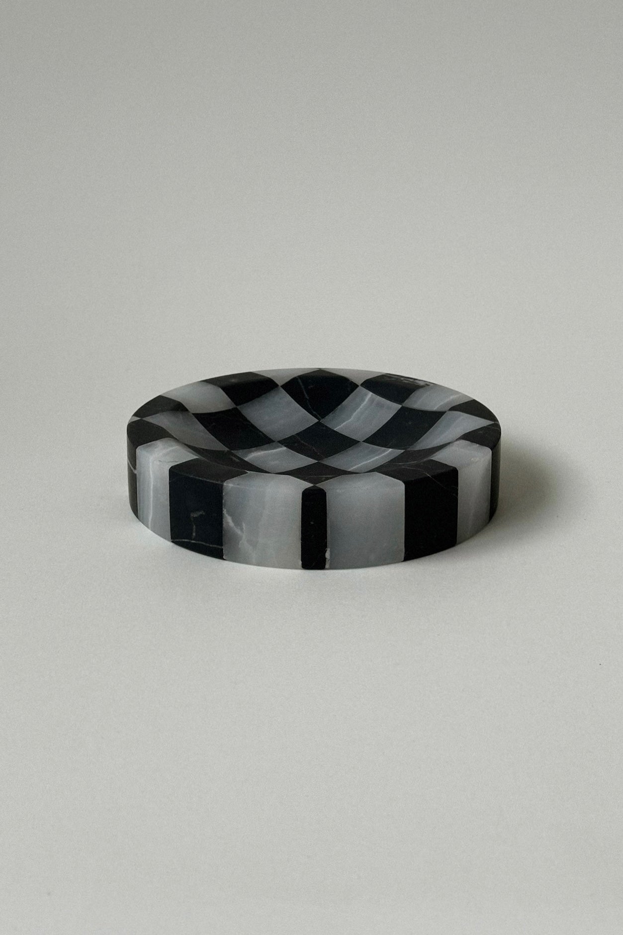 TOTEM checkered tray