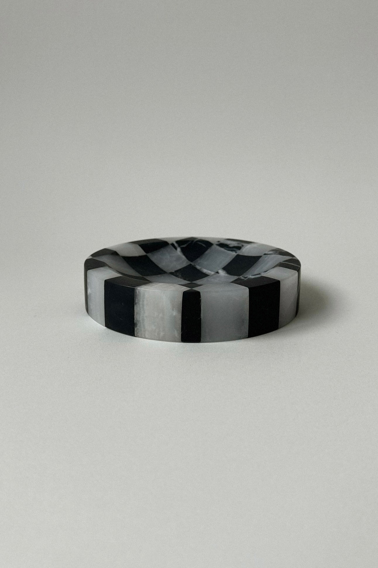 TOTEM checkered tray