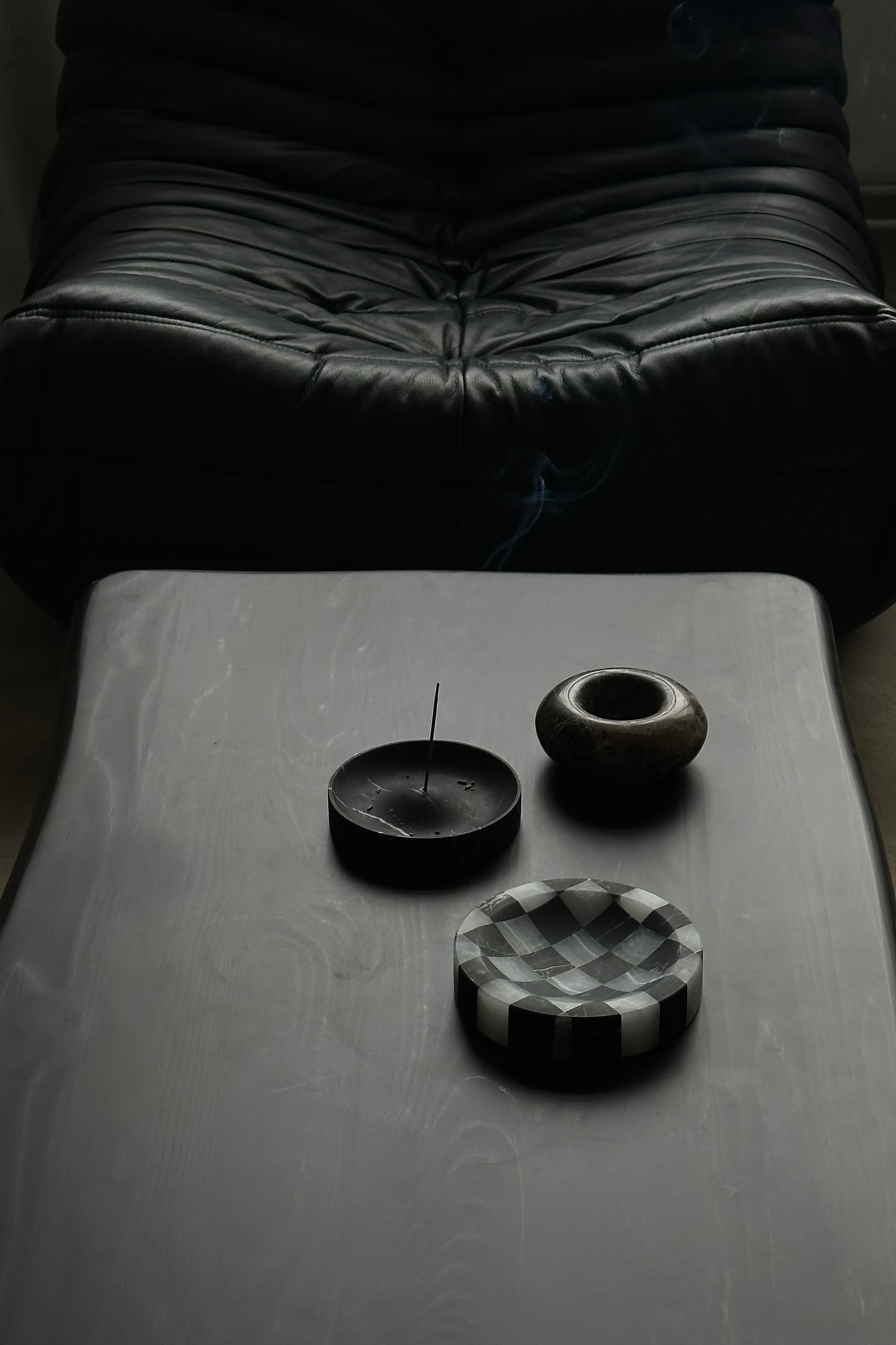 TOTEM checkered tray
