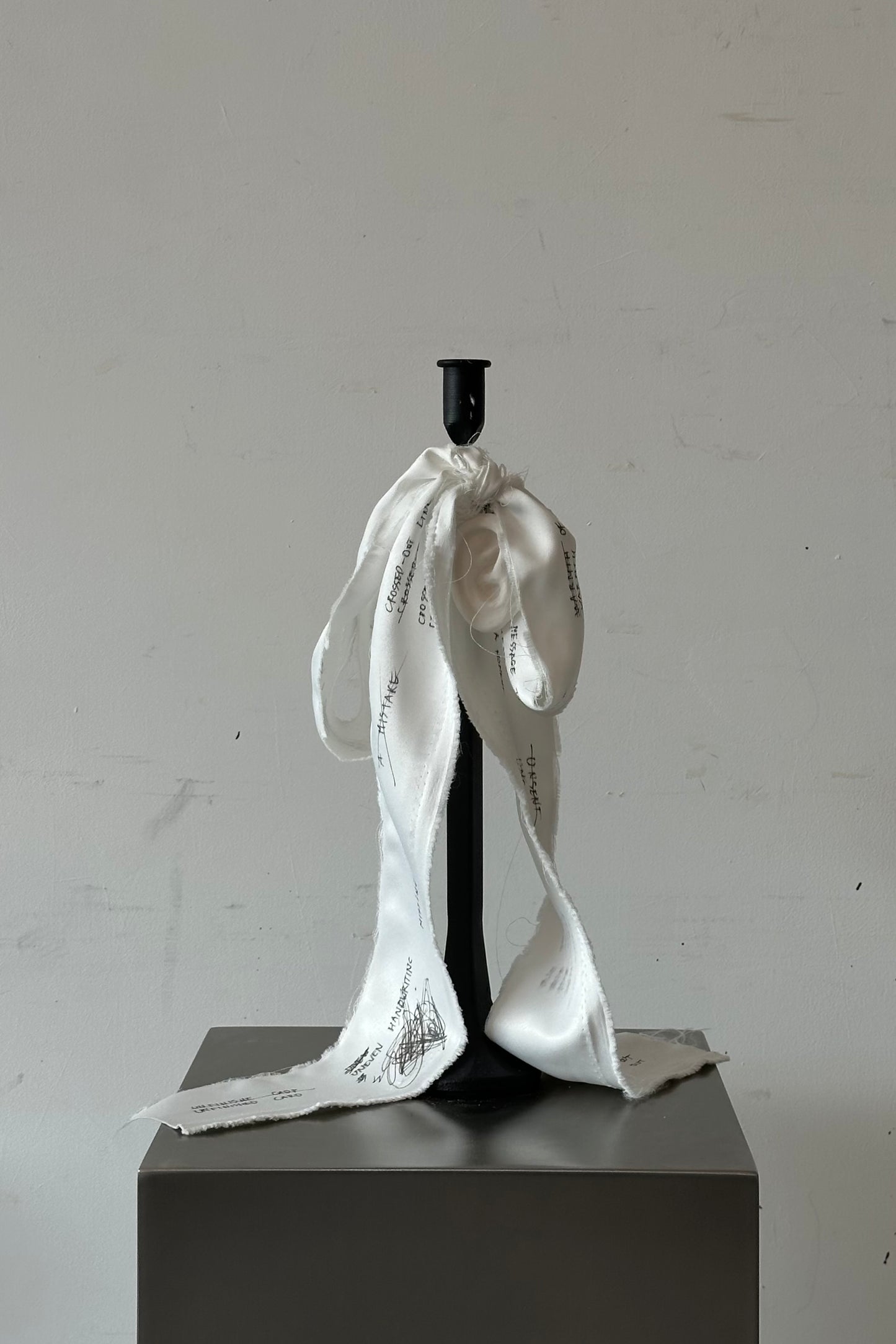 UNSENT EAR candleholder
