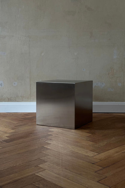 NOSTALGIA stainless steel cube