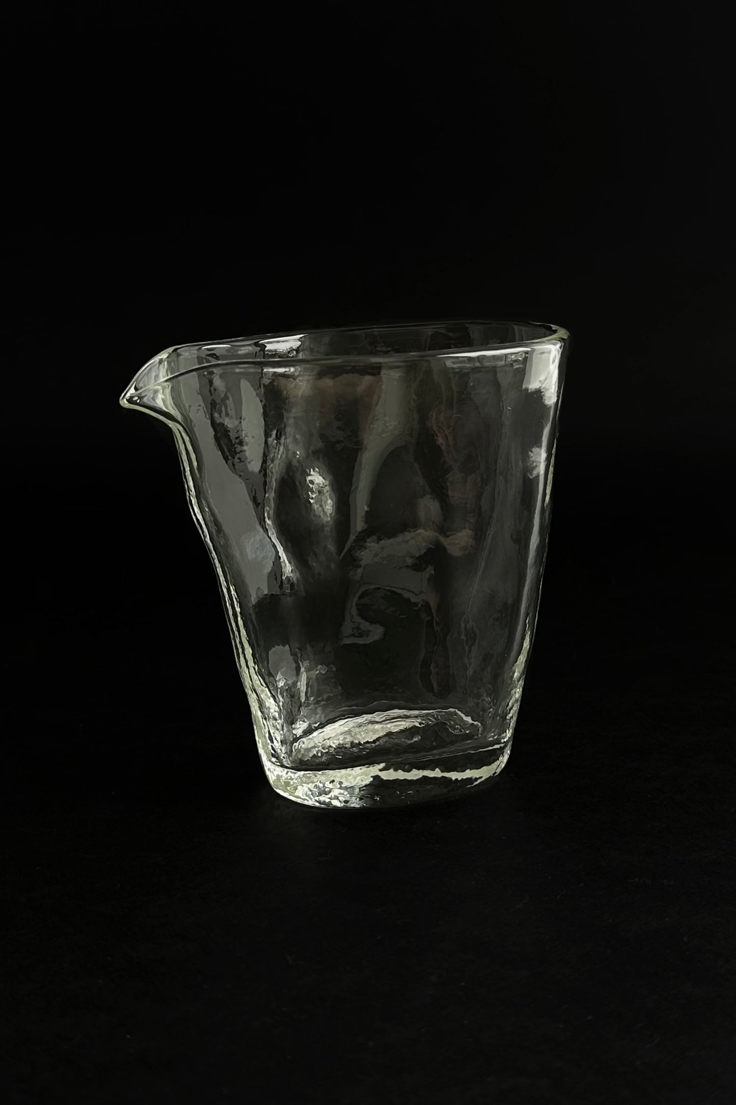 ELYSIUM small glass pitcher