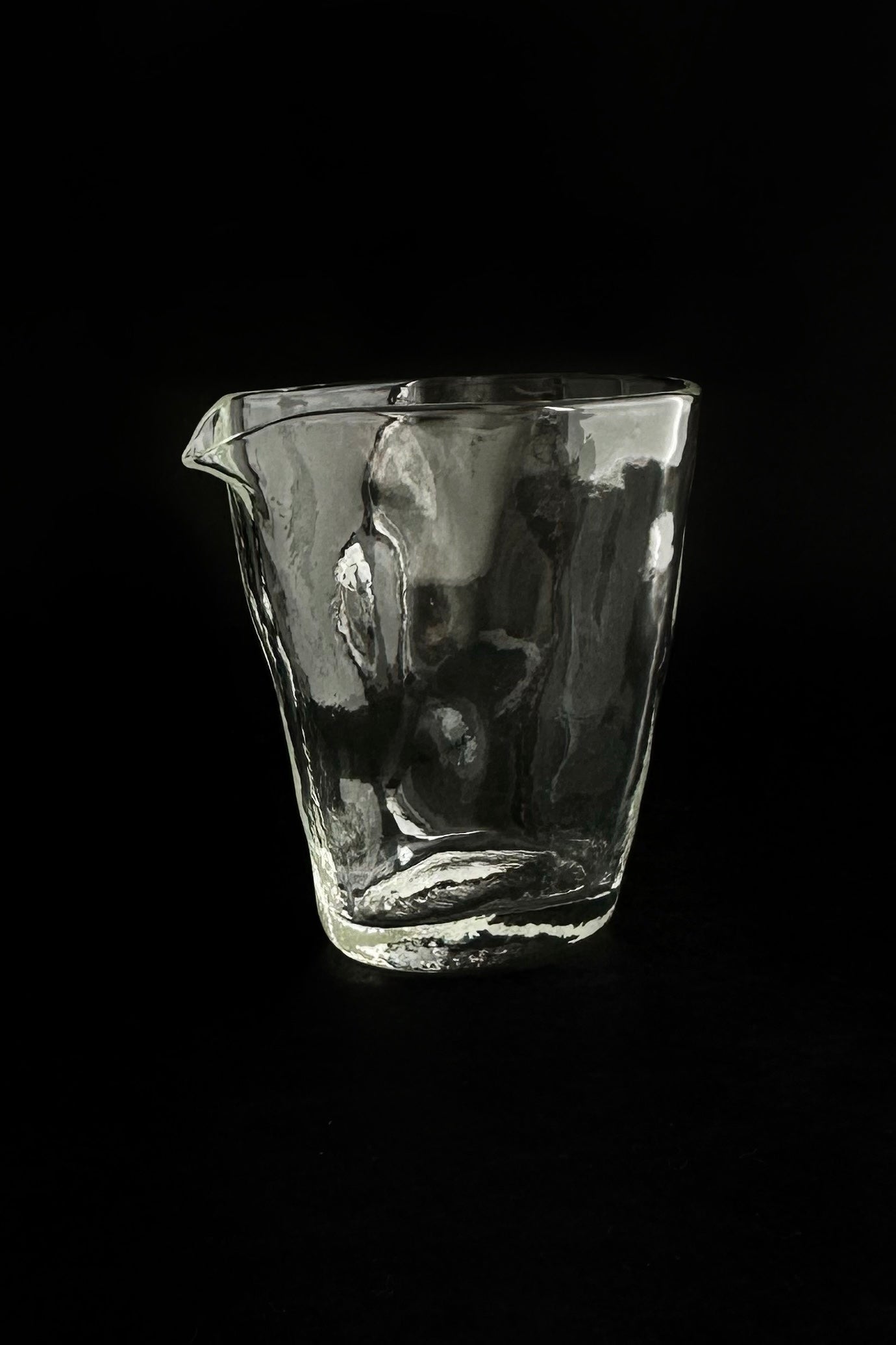 ELYSIUM small glass pitcher