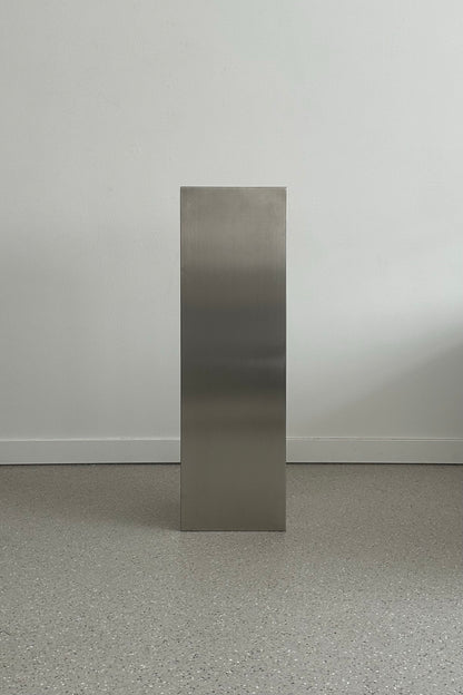 NOSTALGIA stainless steel pedestal