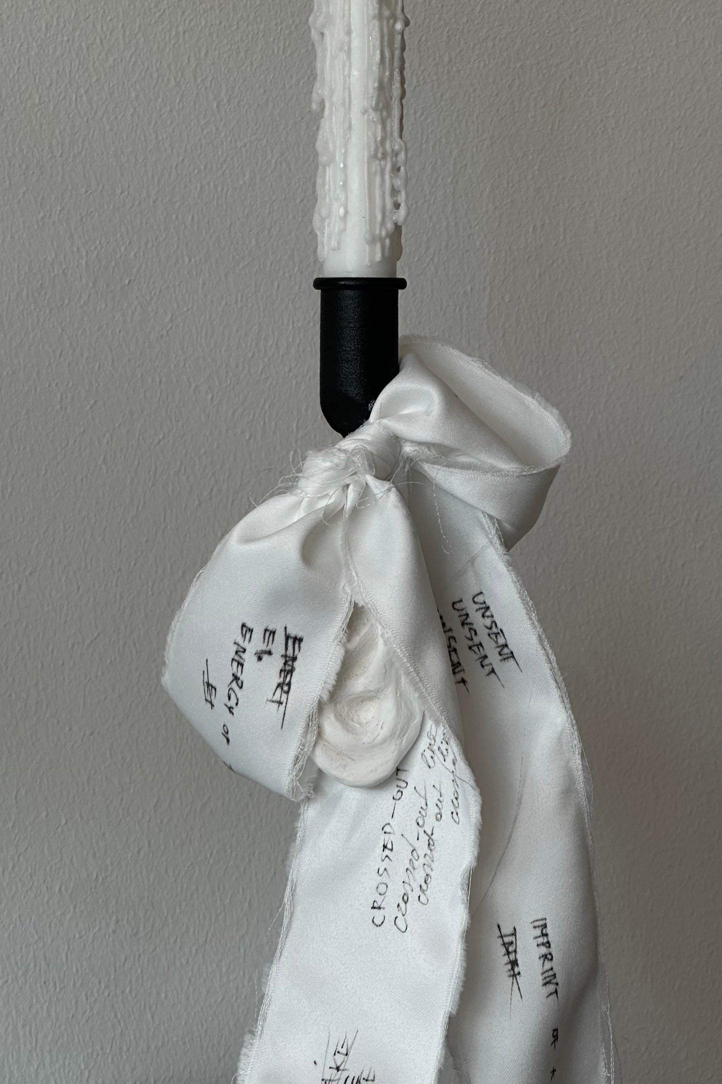 UNSENT EAR candleholder