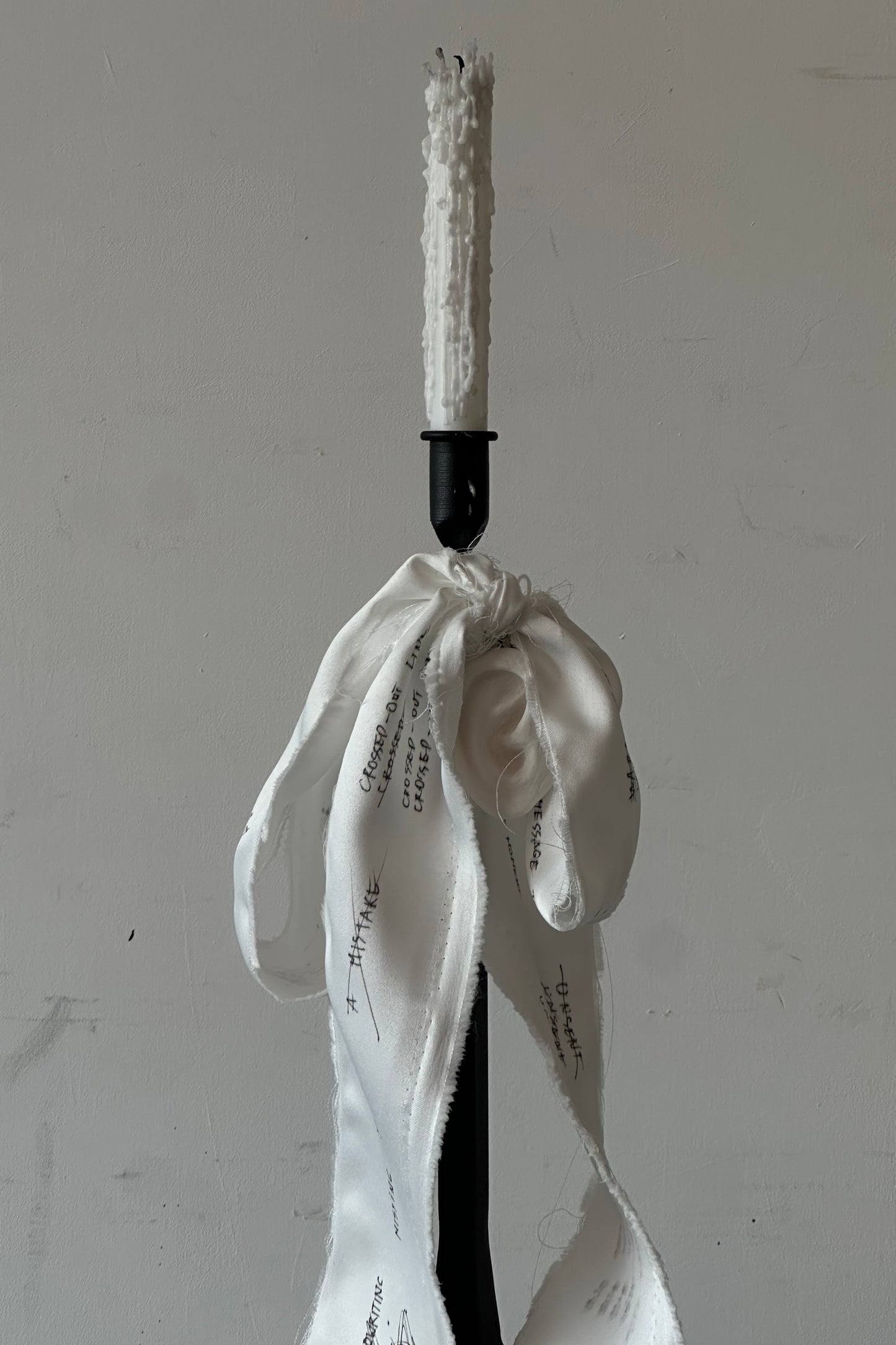 UNSENT EAR candleholder