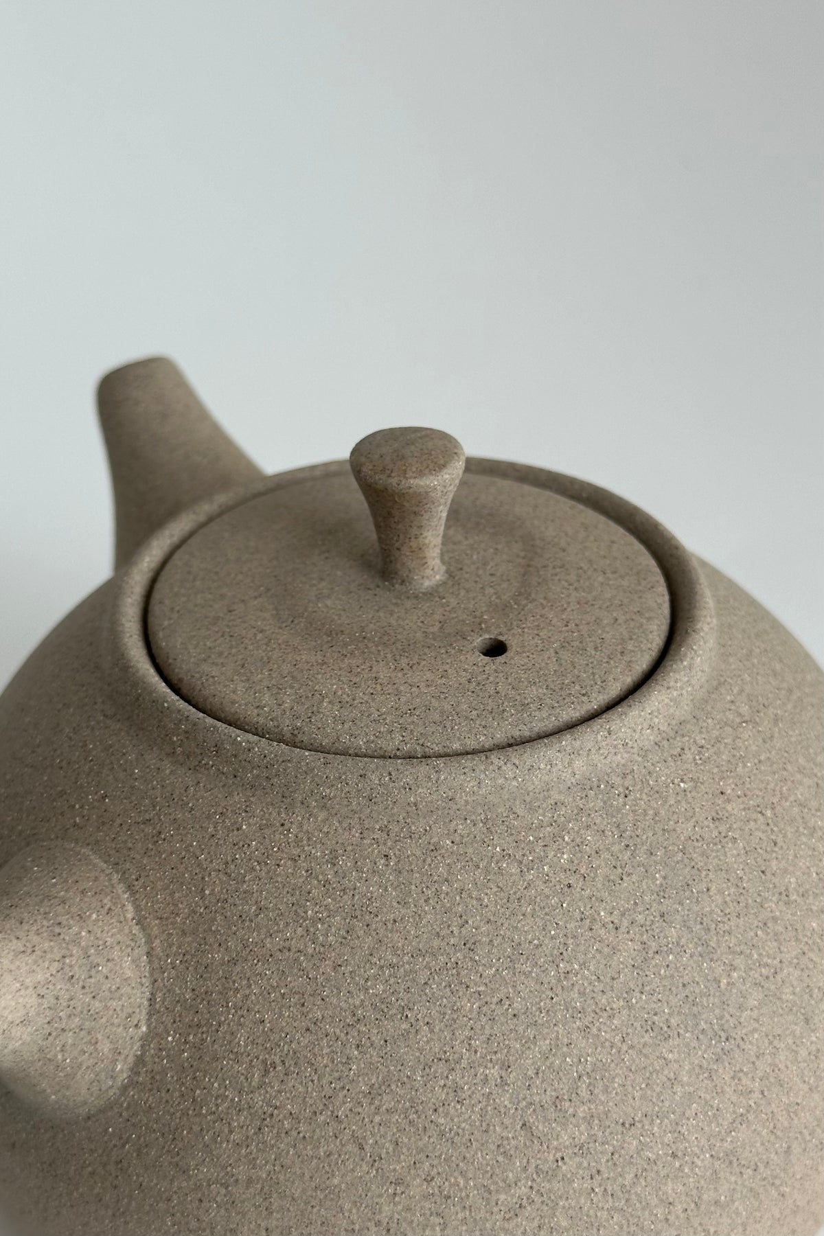 LIMINALIA sidehandle teapot