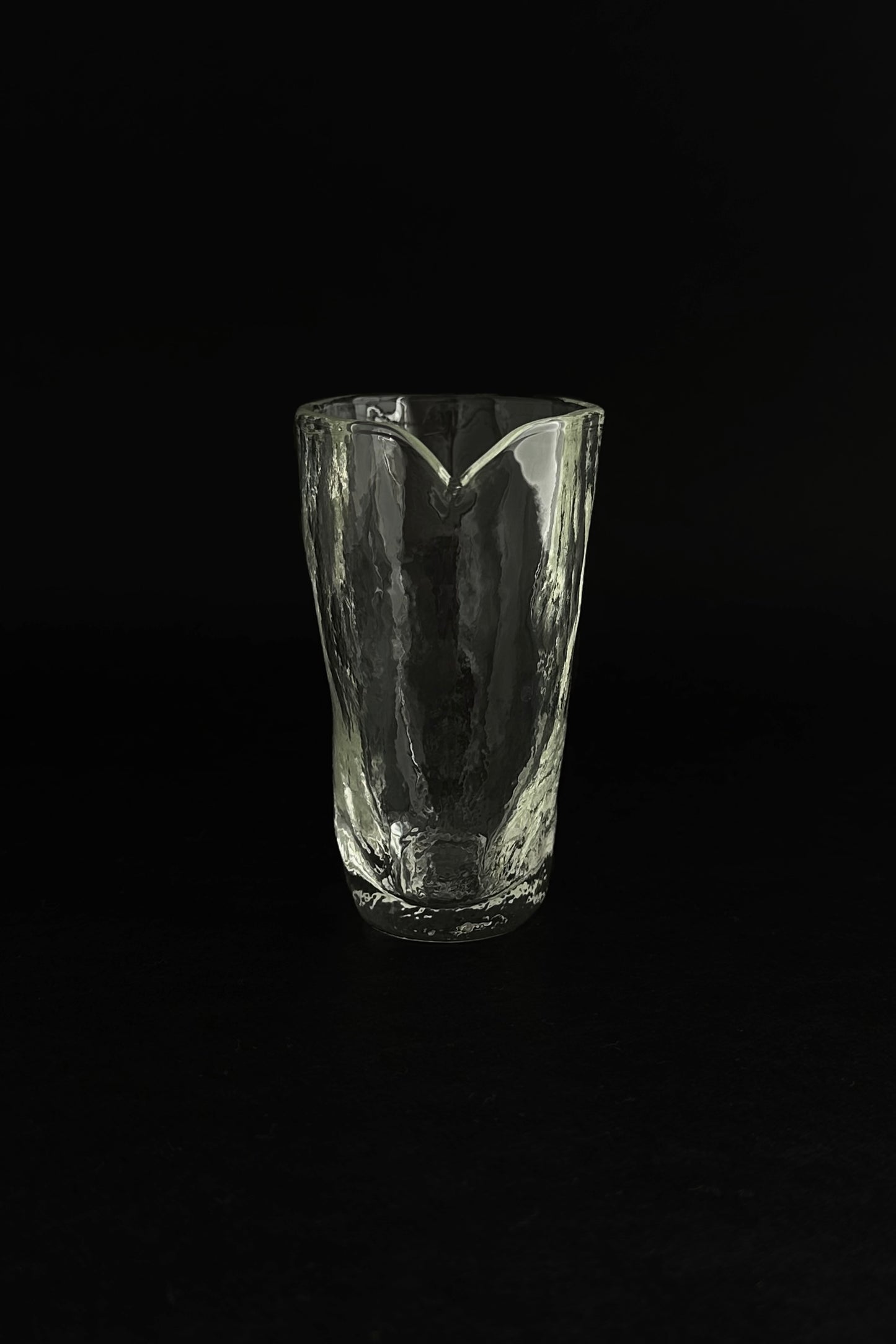 ELYSIUM small glass pitcher