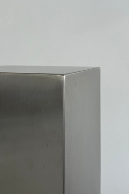 NOSTALGIA stainless steel pedestal